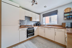 Photo 15- click for photo gallery